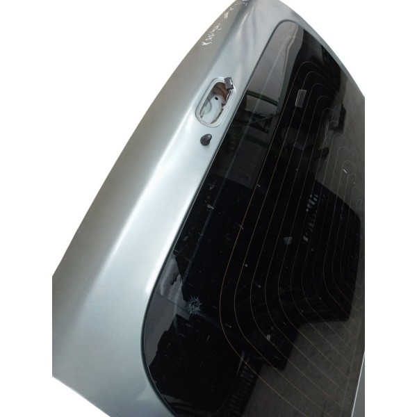 Tampa Traseira Renault Kangoo Expression Verde 2003 Detalhe Tampa Traseira Renault Kangoo Expression Verde 2003 Detalhe