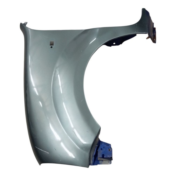 Paralama Dianteiro Esquerdo Renault Kangoo 1.6 2003 Detalhe Paralama Dianteiro Esquerdo Renault Kangoo 1.6 2003 Detalhe