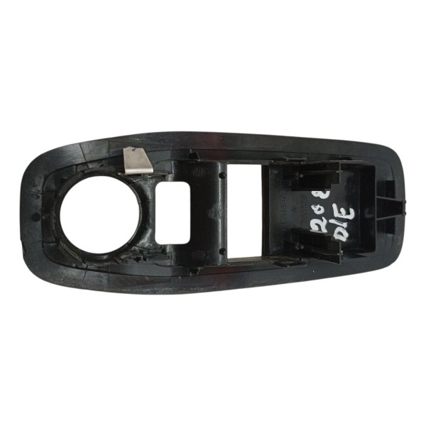 Modura Porta Esquerda Botão Vidro Eletrico Peugeot 208 2015 Modura Porta Esquerda Botão Vidro Eletrico Peugeot 208 2015