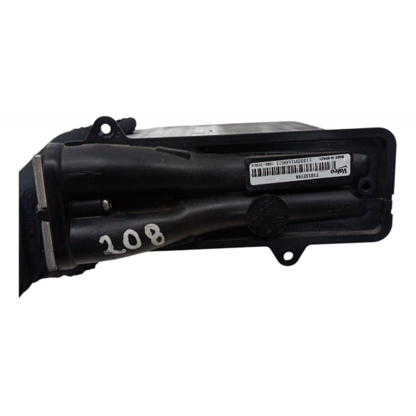 Radiador Ar Quente Peugeot 208 1.5 Allure 201 2014 Detalhe Radiador Ar Quente Peugeot 208 1.5 Allure 201 2014 Detalhe