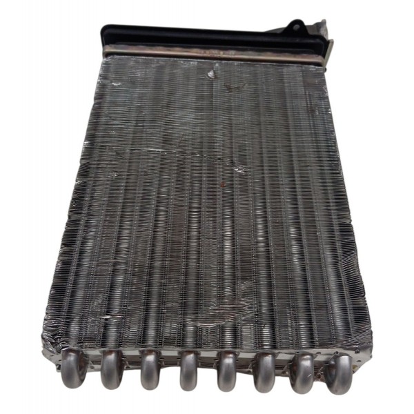 Radiador Ar Quente Peugeot 208 1.5 Allure 201 2014 Detalhe Radiador Ar Quente Peugeot 208 1.5 Allure 201 2014 Detalhe