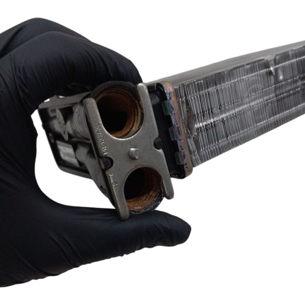 Radiador Ar Quente Peugeot 208 1.5 Allure 201 2014 Detalhe Radiador Ar Quente Peugeot 208 1.5 Allure 201 2014 Detalhe