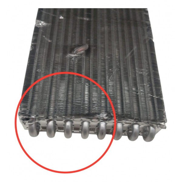 Radiador Ar Quente Peugeot 208 1.5 Allure 201 2014 Detalhe Radiador Ar Quente Peugeot 208 1.5 Allure 201 2014 Detalhe