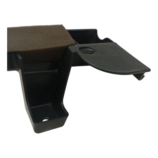 Suporte Lateral Esquerdo Porta Malas Peugeot 208 2014 2015 Suporte Lateral Esquerdo Porta Malas Peugeot 208 2014 2015