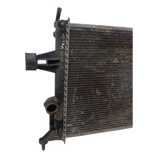 Radiador Água Motor Chevrolet Astra 1.8 2001 2002 Detalhe Radiador Água Motor Chevrolet Astra 1.8 2001 2002 Detalhe