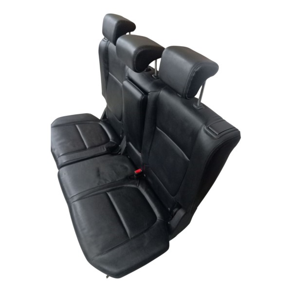 Jogo Banco Couro Traseiro Mitsubishi Outlander 2.0 2015 2016 Jogo Banco Couro Traseiro Mitsubishi Outlander 2.0 2015 2016