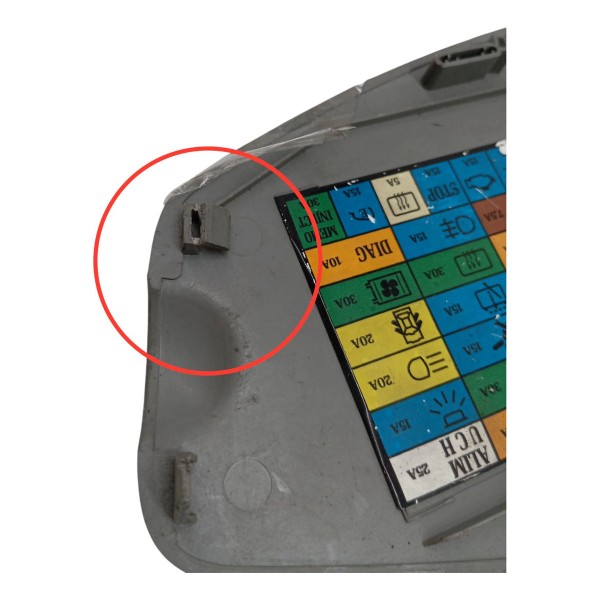 Moldura Tampa Caixa Fusível Renault Clio 2004 2005 Detalhe