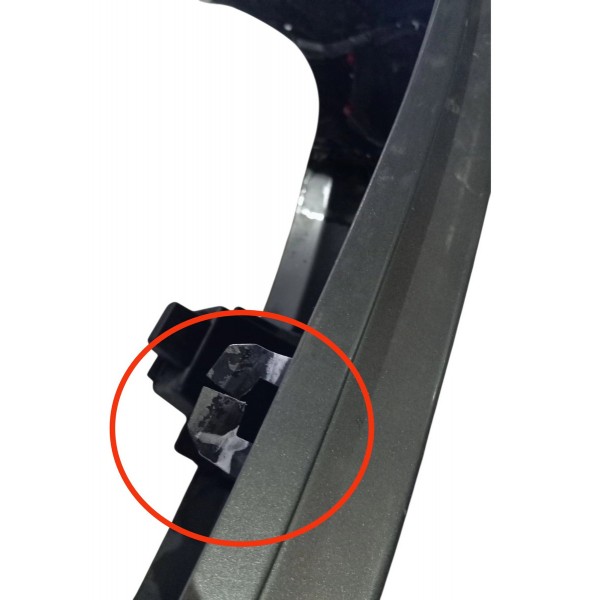 Parachoque Traseiro Citroen C4 Lounge 1.6  2014 2015 Detalhe Parachoque Traseiro Citroen C4 Lounge 1.6  2014 2015 Detalhe