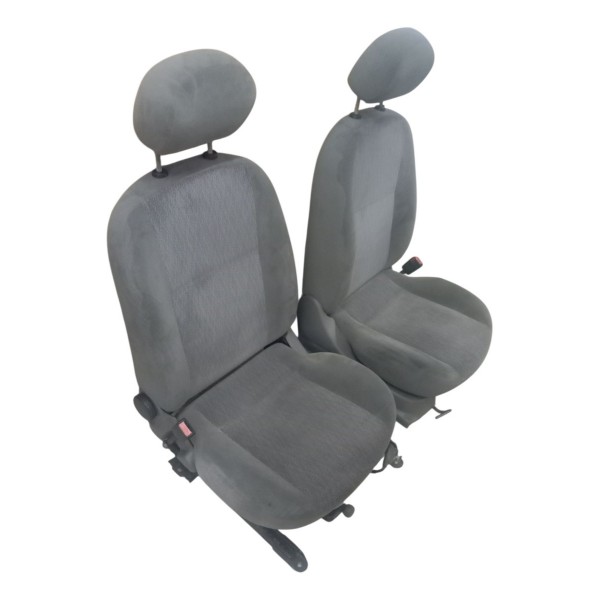 Jogo Banco Tecido Ford Focus Sedan 2.0 2002 2003 2004 Jogo Banco Tecido Ford Focus Sedan 2.0 2002 2003 2004
