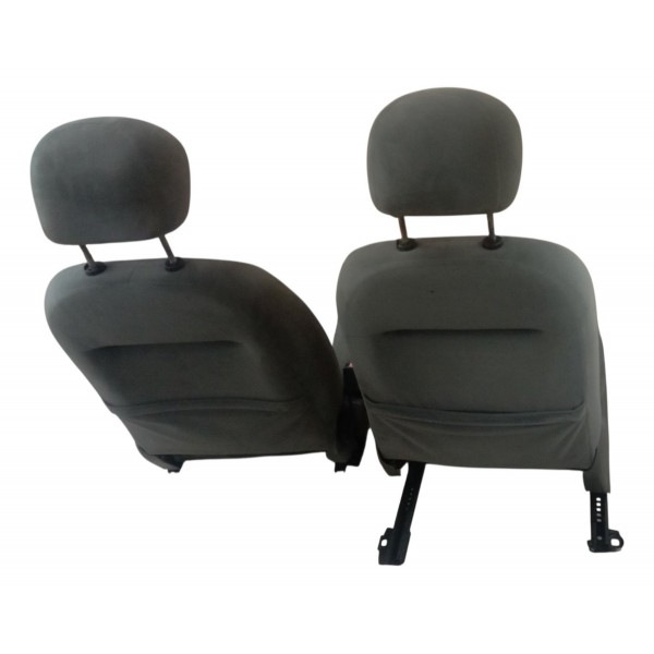 Jogo Banco Tecido Ford Focus Sedan 2.0 2002 2003 2004 Jogo Banco Tecido Ford Focus Sedan 2.0 2002 2003 2004