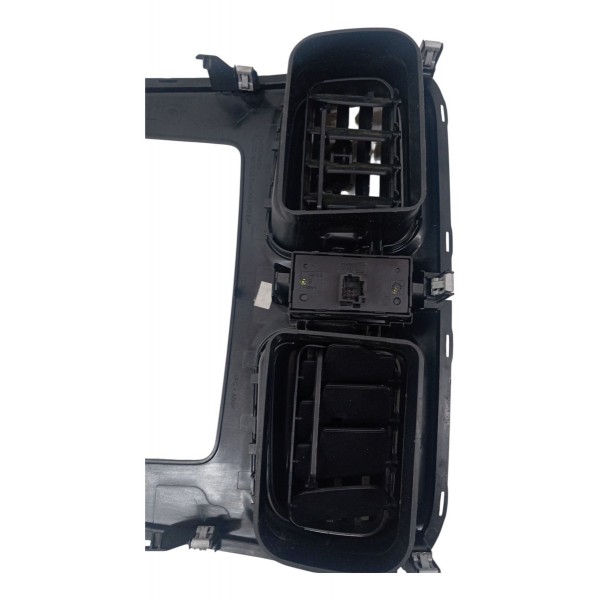 Moldura Painel Central Difusor Ar Renault Logan Sandero 2009 Moldura Painel Central Difusor Ar Renault Logan Sandero 2009