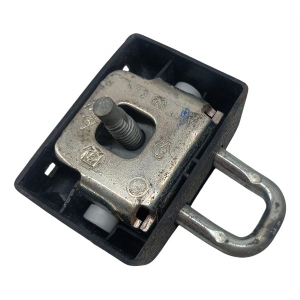 Batente Tampa Traseira Renault Logan 1.0 2008 2009 2010 2011 Batente Tampa Traseira Renault Logan 1.0 2008 2009 2010 2011