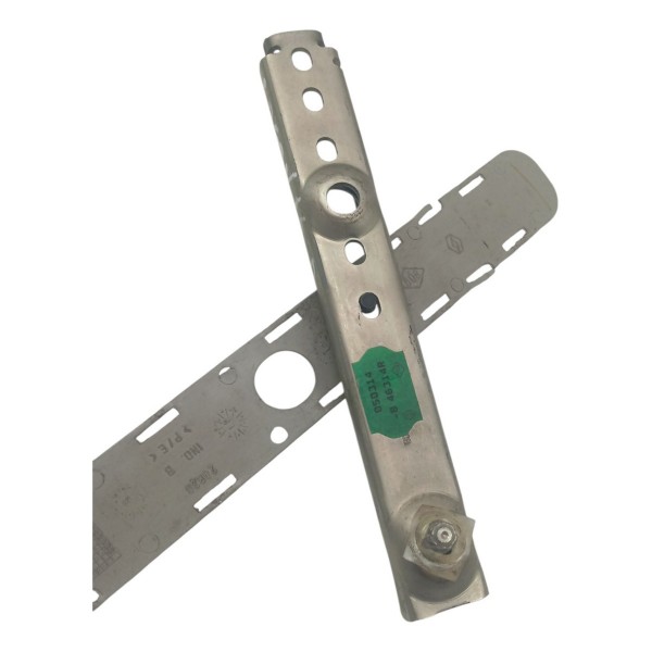 Trilho Regulagem Altura Cinto Direito Renault Logan 1.0 2009 Trilho Regulagem Altura Cinto Direito Renault Logan 1.0 2009