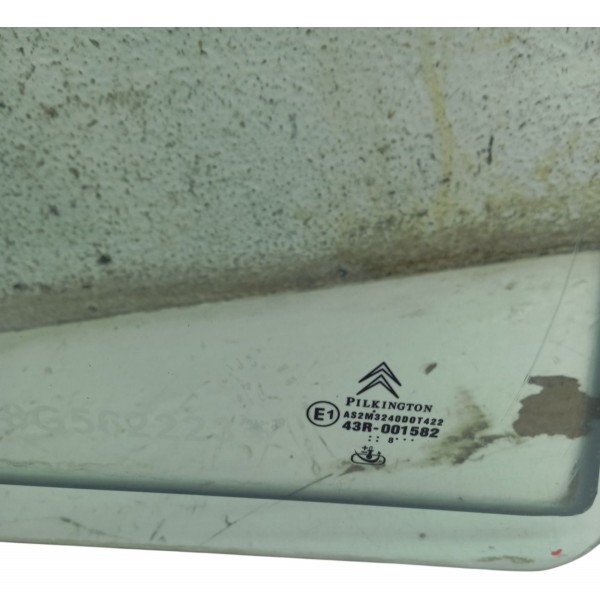 Vidro Porta Traseiro Direito Citroen C4 Pallas 2.0 2008 2009 Vidro Porta Traseiro Direito Citroen C4 Pallas 2.0 2008 2009