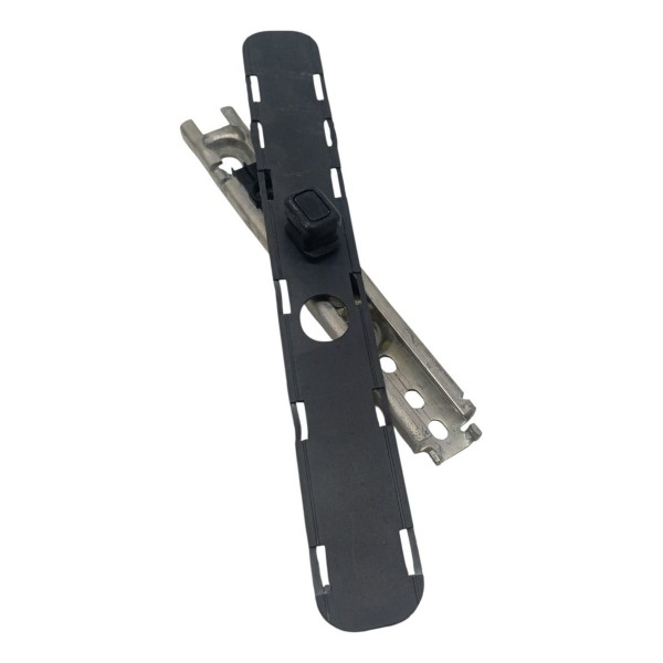 Trilho Regulagem Altura Cinto Esquerdo Renault Sandero 2017 Trilho Regulagem Altura Cinto Esquerdo Renault Sandero 2017