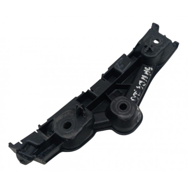 Guia Parachoque Dianteiro Esquerdo Renault Sandero 1.0 2017 Guia Parachoque Dianteiro Esquerdo Renault Sandero 1.0 2017