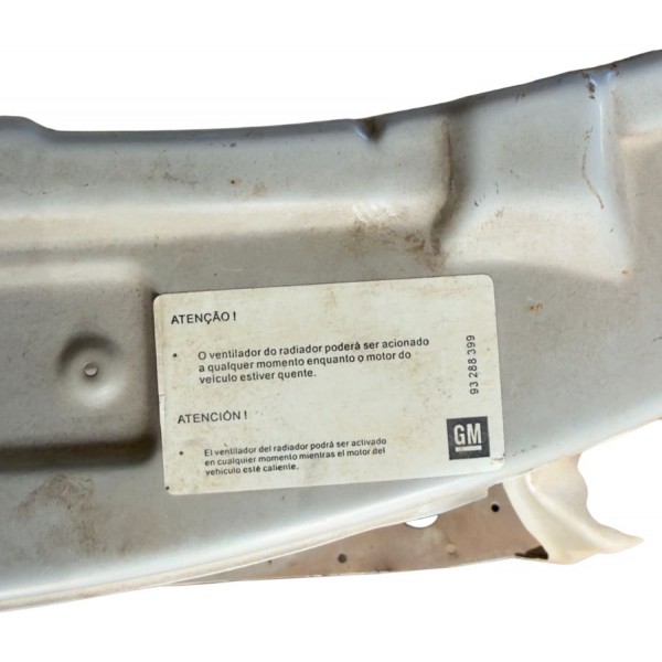 Frente Carcaça Chevrolet Celta Spirit 2004 2005 Frente Carcaça Chevrolet Celta Spirit 2004 2005