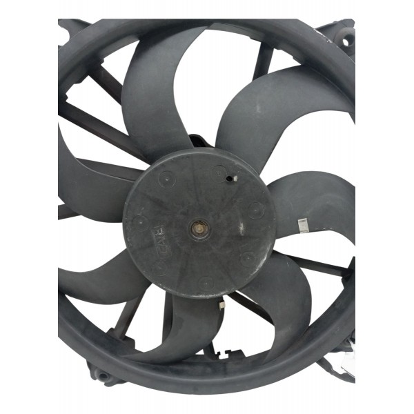 Ventoinha Eletroventilador Peugeot 307 1.6 2006 2007 Detalhe Ventoinha Eletroventilador Peugeot 307 1.6 2006 2007 Detalhe