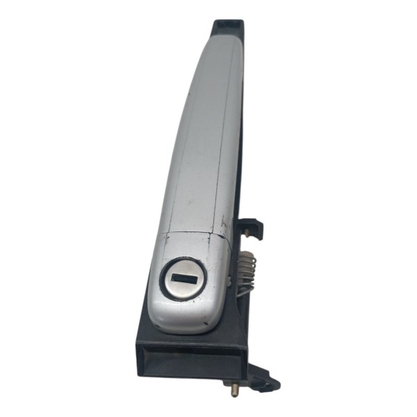 Maçaneta Externa Dianteira Esquerda Peugeot 307 2006 Detalhe Maçaneta Externa Dianteira Esquerda Peugeot 307 2006 Detalhe