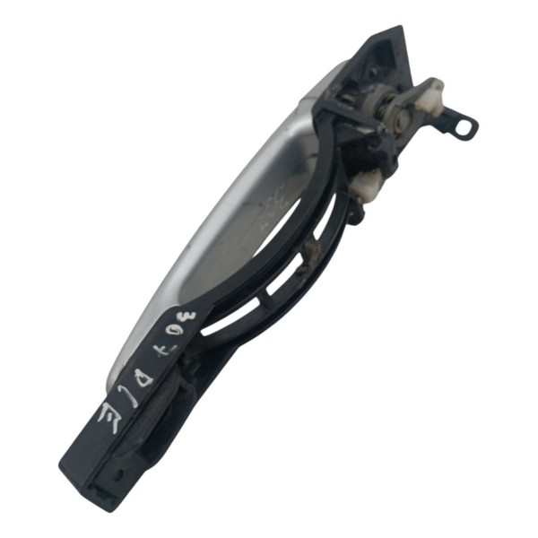 Maçaneta Externa Dianteira Esquerda Peugeot 307 2006 Detalhe Maçaneta Externa Dianteira Esquerda Peugeot 307 2006 Detalhe