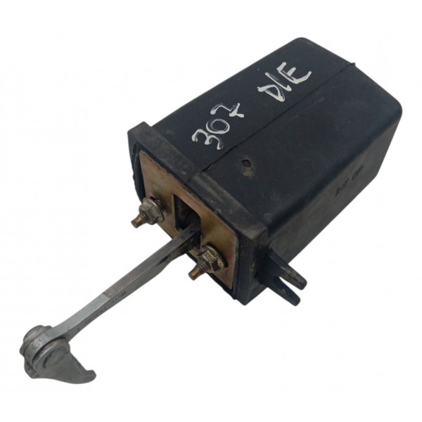 Limitador Porta Dianteira Esquerda Peugeot 307 2005 2006 Limitador Porta Dianteira Esquerda Peugeot 307 2005 2006