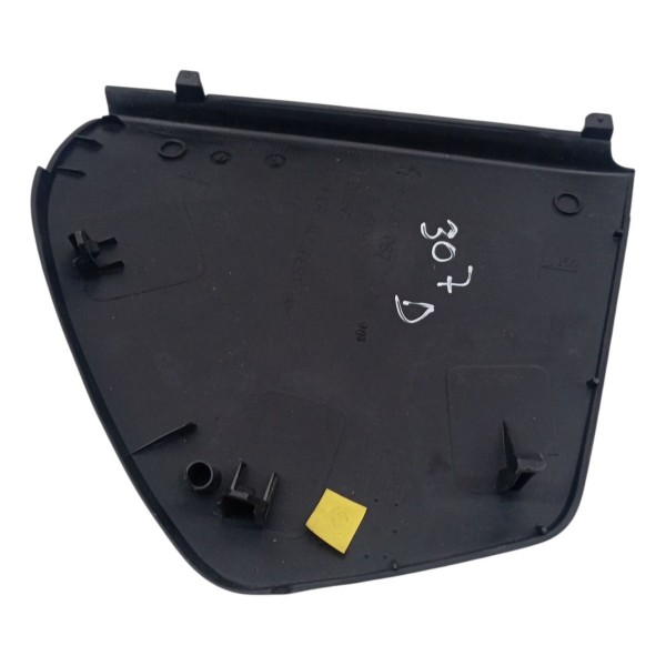 Tampa Acabamento Direito Painel Peugeot 307 1.6 2006 - Preto Tampa Acabamento Direito Painel Peugeot 307 1.6 2006 - Preto