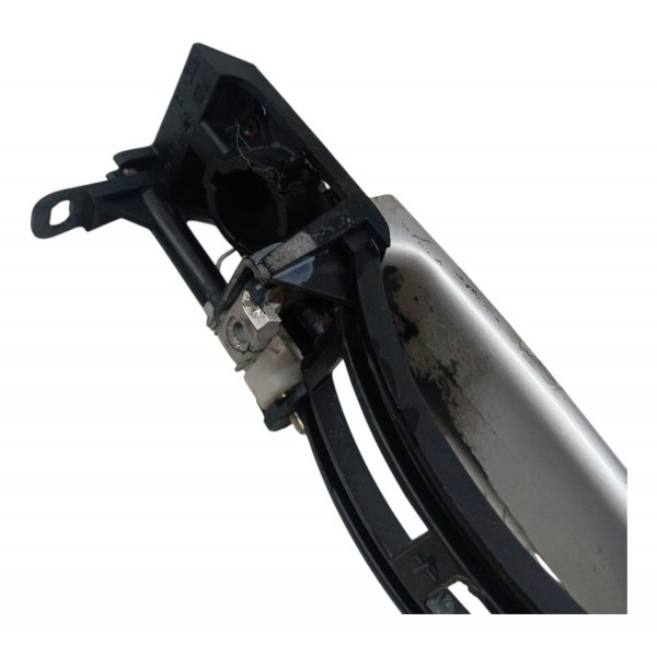 Maçaneta Externa Dianteira Direita Peugeot 307 2006 Detalhe Maçaneta Externa Dianteira Direita Peugeot 307 2006 Detalhe