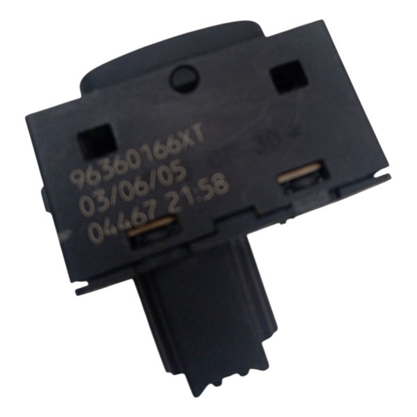 Botão Vidro Eletrico Traseiro Peugeot 307 1.6 2005 2006 2007 Botão Vidro Eletrico Traseiro Peugeot 307 1.6 2005 2006 2007