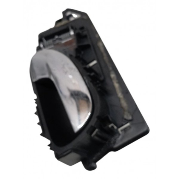 Maçaneta Interna Traseira Direita Peugeot 307 2005 2006 Dianteira/traseira Maçaneta Interna Traseira Direita Peugeot 307 2005 2006 Dianteira/traseira