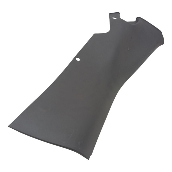 Moldura Banco Traseiro Direito Ford Focus Glx 2001 2002 2003 Moldura Banco Traseiro Direito Ford Focus Glx 2001 2002 2003