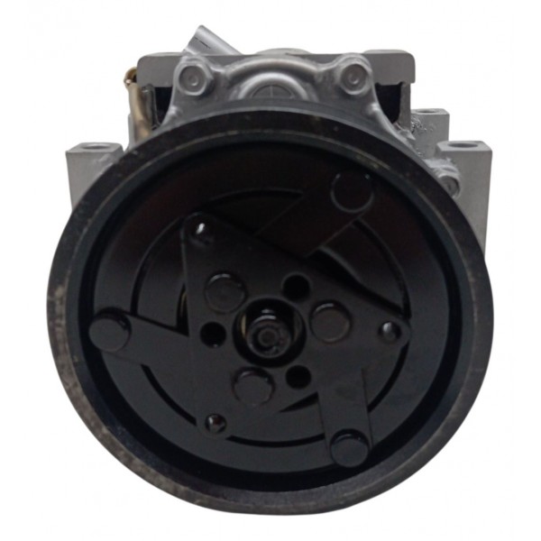 Compressor Ar Renault Sandero Duster Logan Megane 1.6 2010 Compressor Ar Renault Sandero Duster Logan Megane 1.6 2010