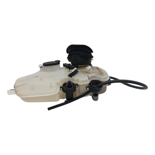 Reservatório Parabra Partida Frio Renault Logan 2008 Detalhe Reservatório Parabra Partida Frio Renault Logan 2008 Detalhe