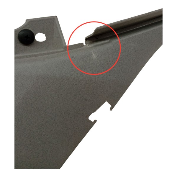 Revestimento Coluna Traseira Esquerda Focus Sedan Detalhe Revestimento Coluna Traseira Esquerda Focus Sedan Detalhe