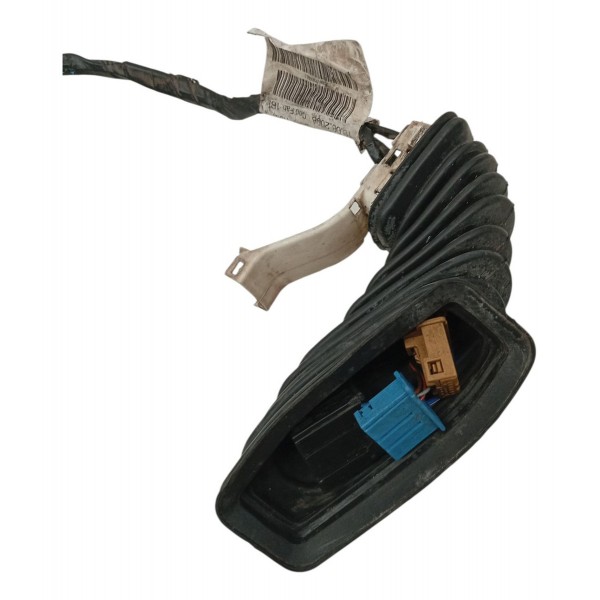 Chicote Tampa Traseira Esquerda Volkswagen Fox 2008 2009 Chicote Tampa Traseira Esquerda Volkswagen Fox 2008 2009