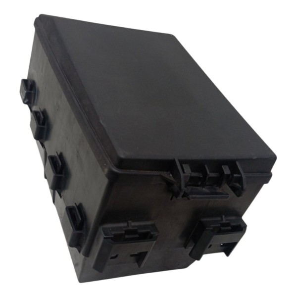 Caixa Fusivel Ford Focus Sedan 2.0 16v Glx 2001 2002 Detalhe Caixa Fusivel Ford Focus Sedan 2.0 16v Glx 2001 2002 Detalhe