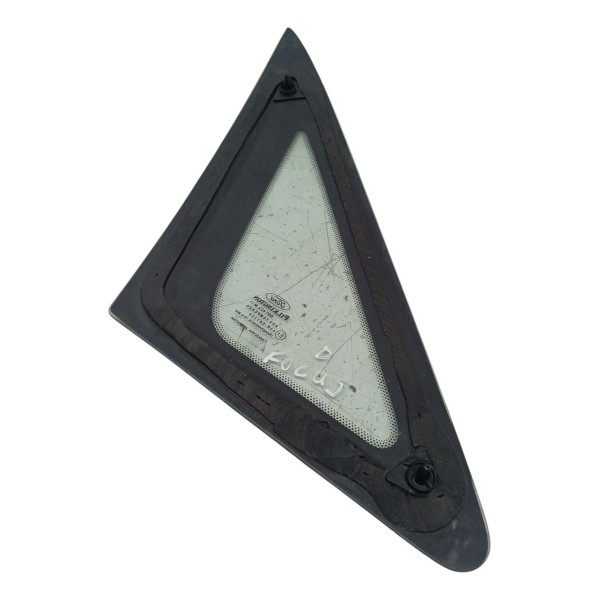Vidro Fixo Vigia Direito Ford Focus Sedan 2.0 2001 2002 2003 Vidro Fixo Vigia Direito Ford Focus Sedan 2.0 2001 2002 2003