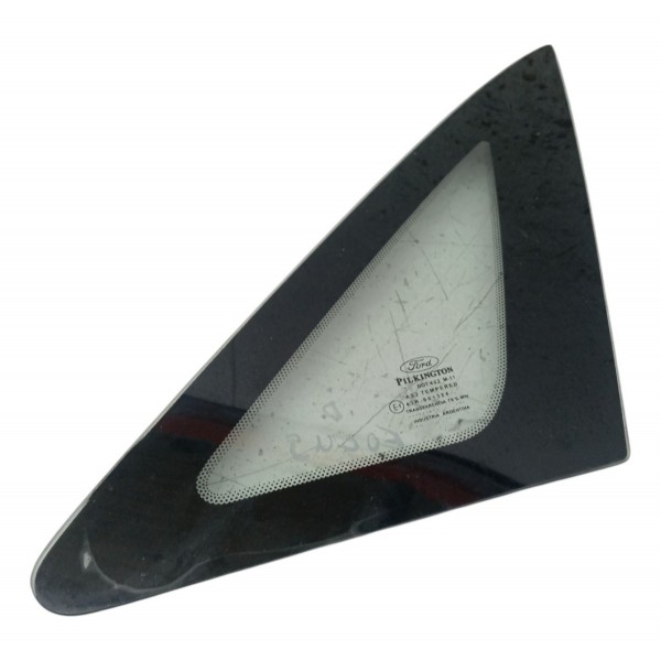 Vidro Fixo Vigia Direito Ford Focus Sedan 2.0 2001 2002 2003 Vidro Fixo Vigia Direito Ford Focus Sedan 2.0 2001 2002 2003