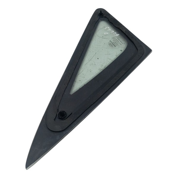 Vidro Fixo Vigia Direito Ford Focus Sedan 2.0 2001 2002 2003 Vidro Fixo Vigia Direito Ford Focus Sedan 2.0 2001 2002 2003