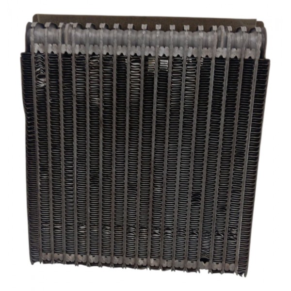 Radiador Evaporador Ford Focus Sedan 2.0 2001 2002 2003 2004 Radiador Evaporador Ford Focus Sedan 2.0 2001 2002 2003 2004