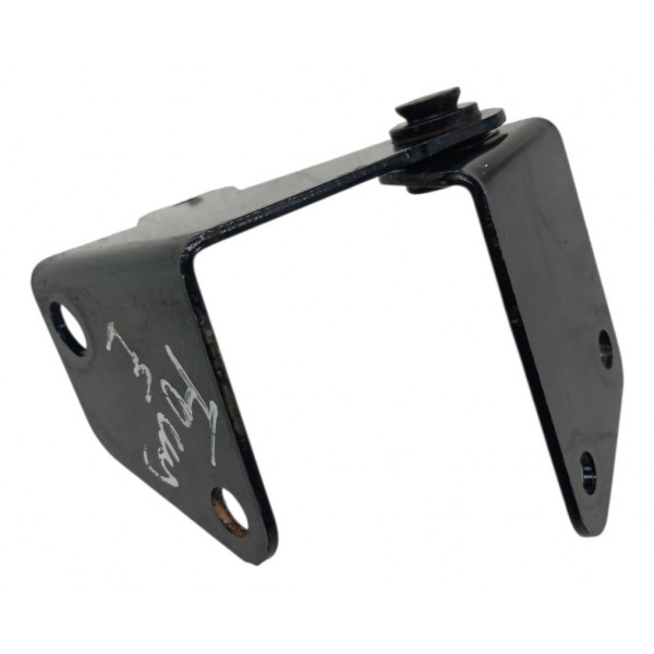 Suporte Banco Traseiro Esquerdo Ford Focus Sedan 2001 2002 Suporte Banco Traseiro Esquerdo Ford Focus Sedan 2001 2002