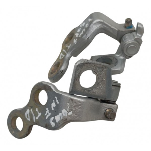 Dobradiça Porta Traseiro Direito Ford Focus Sedan 2001 2002 Dobradiça Porta Traseiro Direito Ford Focus Sedan 2001 2002