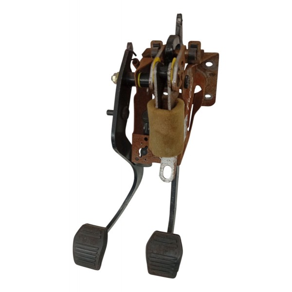 Pedaleira Pedal Freio Embreagem Ford Focus 2.0 2001 2002 Pedaleira Pedal Freio Embreagem Ford Focus 2.0 2001 2002