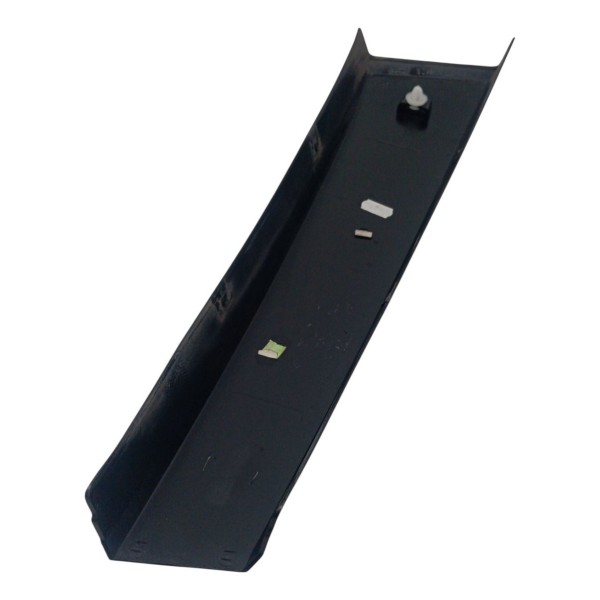 Coluna Porta Externa Direita Citroen C4 Pallas 2008 Detalhe Coluna Porta Externa Direita Citroen C4 Pallas 2008 Detalhe