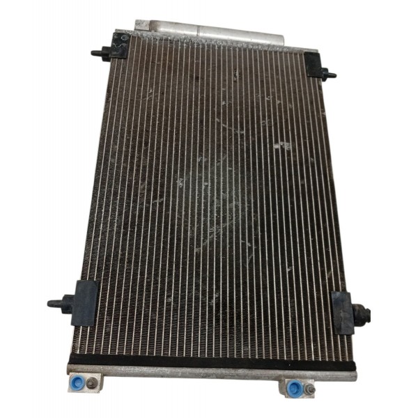 Condensador Ar Condicionado Citroen C4 2.0 2008 Detalhe Condensador Ar Condicionado Citroen C4 2.0 2008 Detalhe