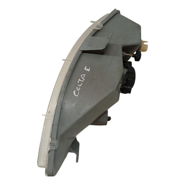 Farol Esquerdo Chevrolet Celta 1.0 2004 2005 2006 2007 2008 Farol Esquerdo Chevrolet Celta 1.0 2004 2005 2006 2007 2008