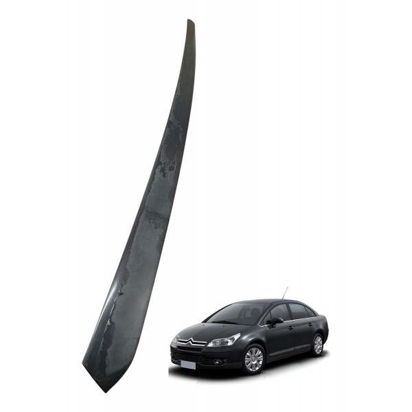 Acabamento Traseiro Esquerdo Citroen C4 Pallas 2008 Detalhe Acabamento Traseiro Esquerdo Citroen C4 Pallas 2008 Detalhe
