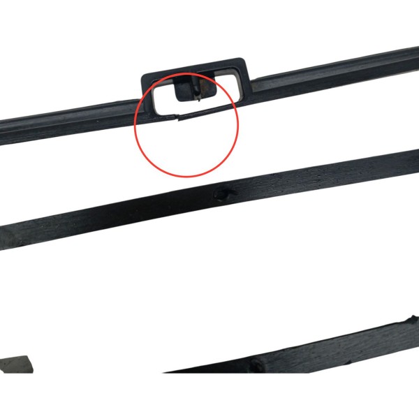 Grade Inferior Parachoque Dianteira Citroen C5 2003 Detalhe