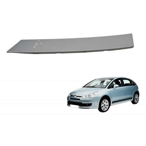 Acabamento Traseiro Direito Citroen C4 2007 2008 Detalhe