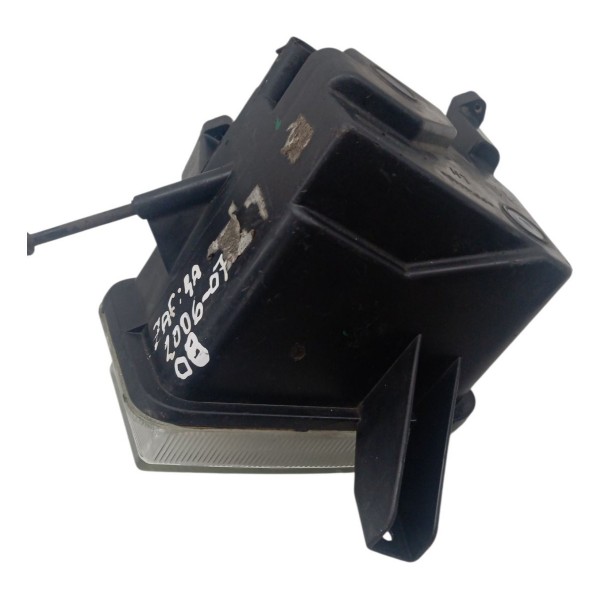 Farol Auxiliar Neblina Esquerdo Gm Zafira 2006 2007 Detalhe