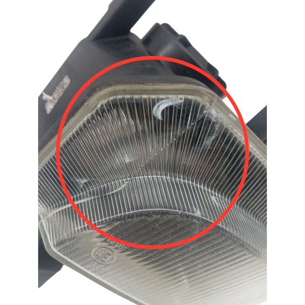 Farol Auxiliar Neblina Esquerdo Gm Zafira 2006 2007 Detalhe